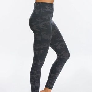 Camo Spanx Legging